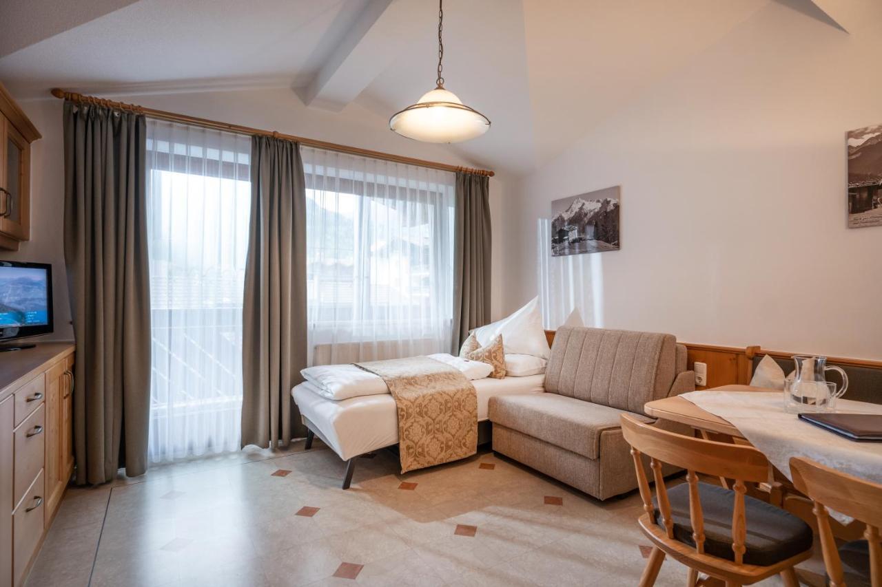 Ederfeld Aparthotel 4*